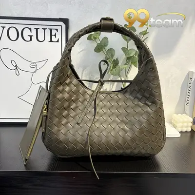 BOTTEGA VENETTA | Item ID: 20671