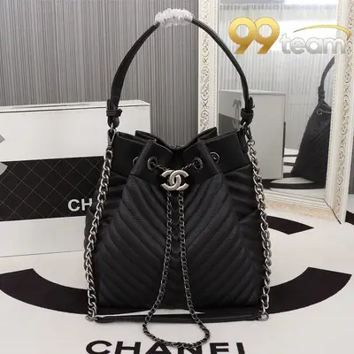 CHANEL | Item ID: 00658