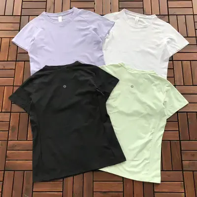 LULULEMON T-Shirt