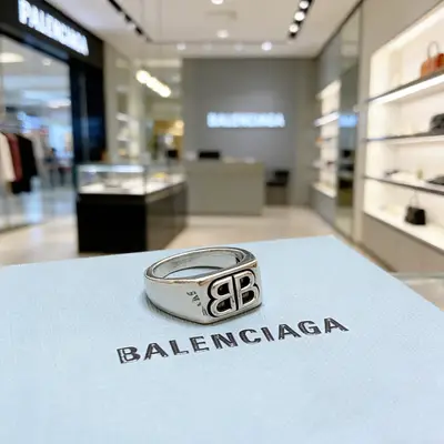 BALENCIAGA Schmuck