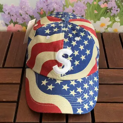 SUPREME Cap