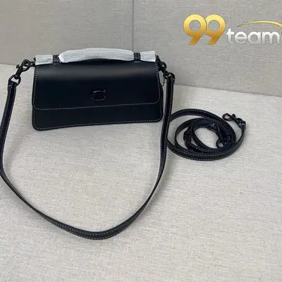 COACH | Item ID: 04820
