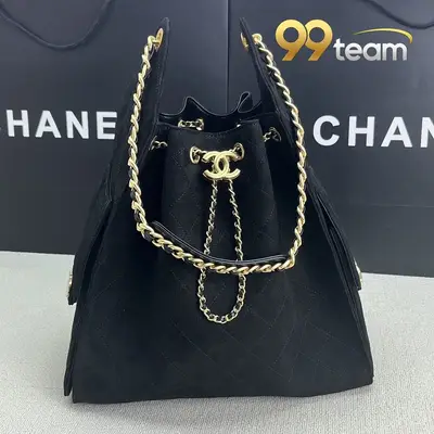 CHANEL | Item ID: 00714