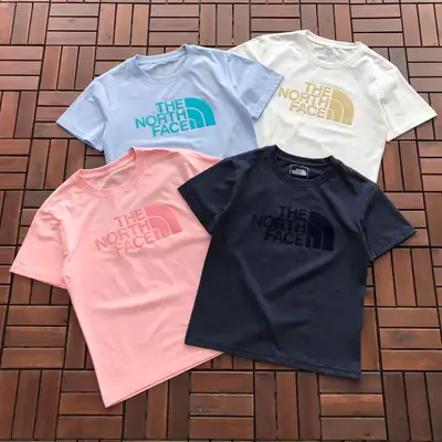THE NORTH FACE T-Shirt