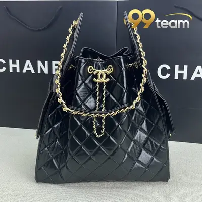 CHANEL | Item ID: 00703