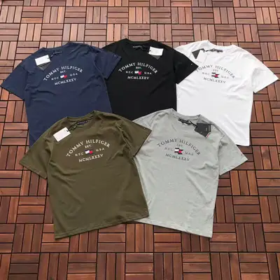 TOMMY HILFIGER T-Shirt