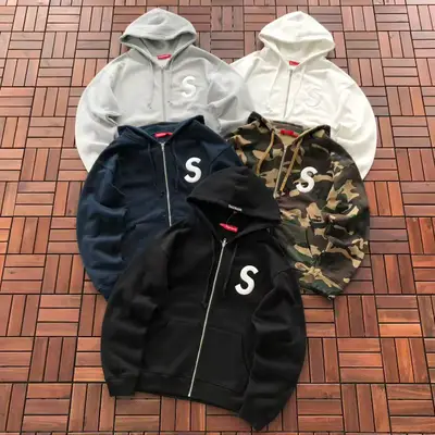 SUPREME Hoodie