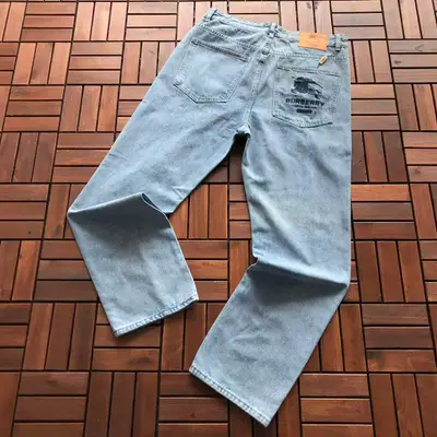 BURBERRY Jeans