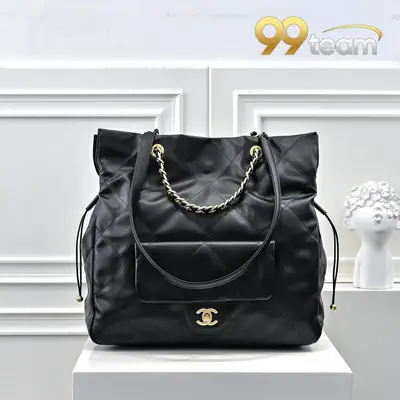 CHANEL | Item ID: 02683