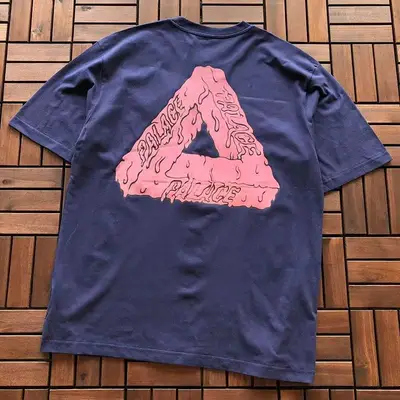 PALACE T-Shirt