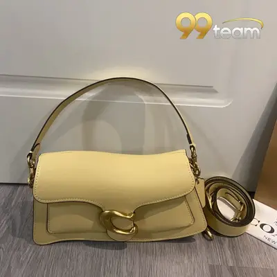 COACH | Item ID: 04996