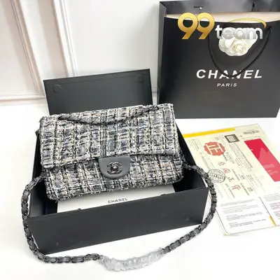 CHANEL | Item ID: 02292