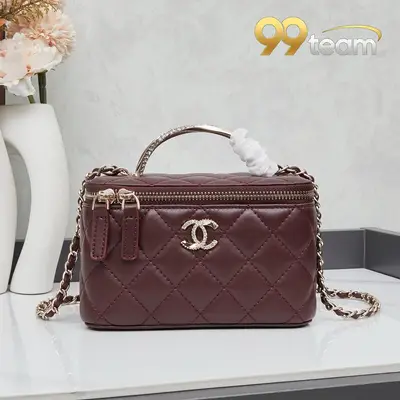 CHANEL | Item ID: 01819