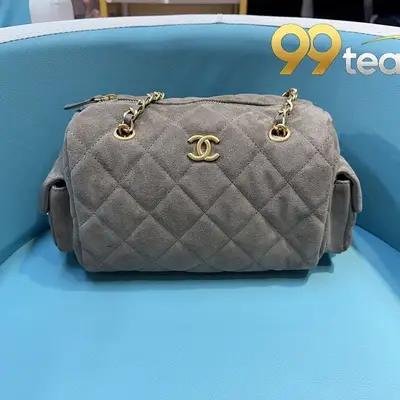CHANEL | Item ID: 00449