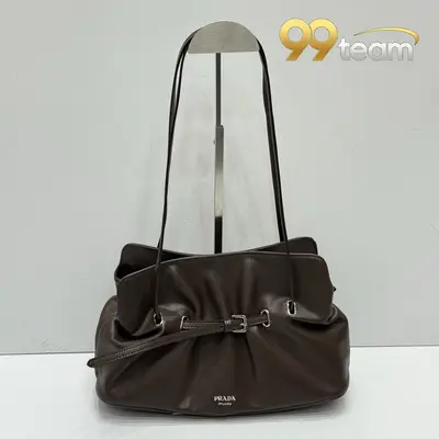 PRADA | Item ID: 09425