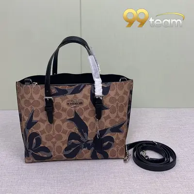 COACH | Item ID: 04916