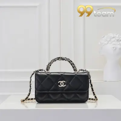 CHANEL | Item ID: 02627