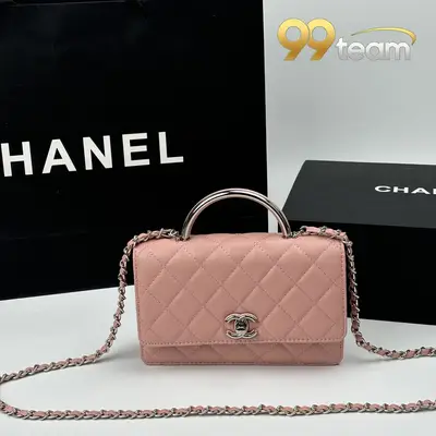 CHANEL | Item ID: 02022