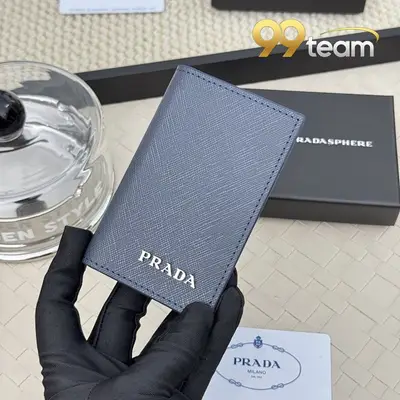 PRADA | Item ID: 08981