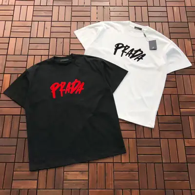 PRADA T-Shirt