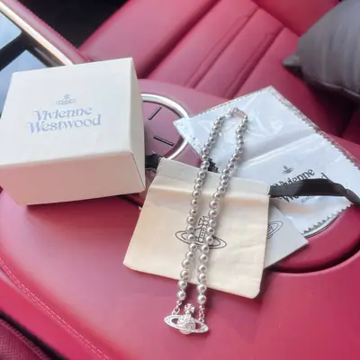 VIVIENNE WESTWOOD Schmuck