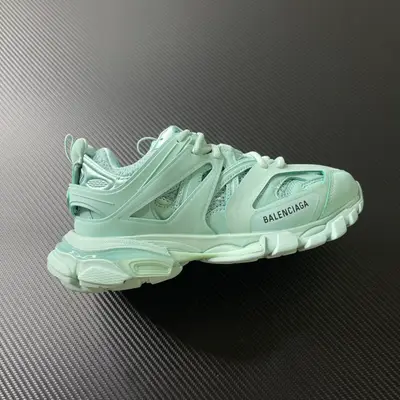 BALENCIAGA Sneaker