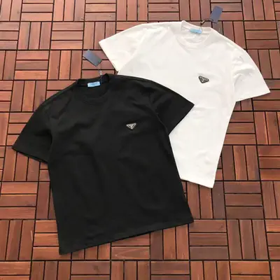 PRADA T-Shirt