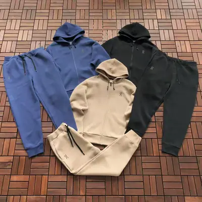 ON RUNNING Hoodie
