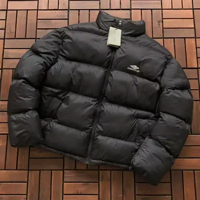 BALENCIAGA Jacke