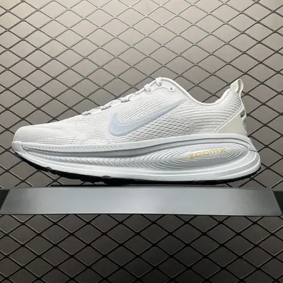 NIKE Zoom Pegasus