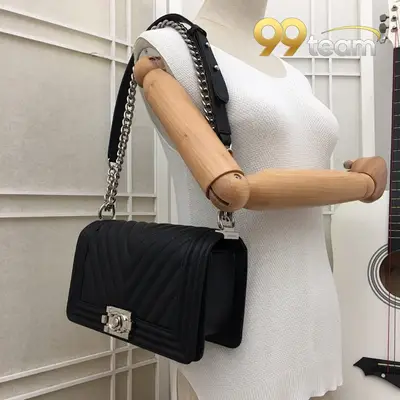 CHANEL | Item ID: 00938
