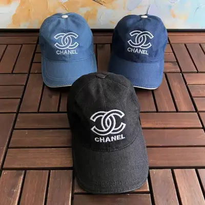 CHANEL Cap