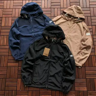 BURBERRY Jacke