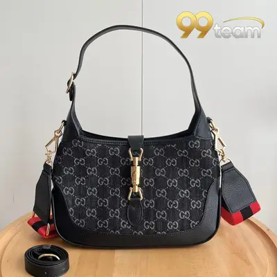GUCCI | Item ID: 17409