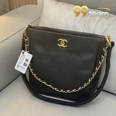 CHANEL | Item ID: 00556
