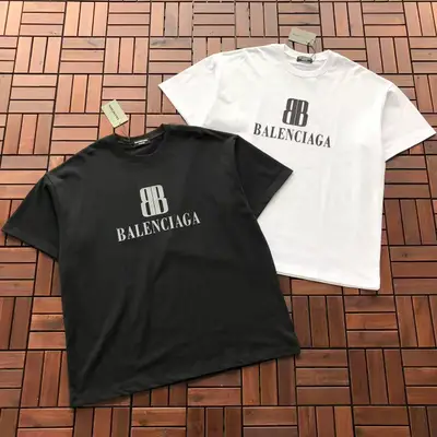 BALENCIAGA T-Shirt