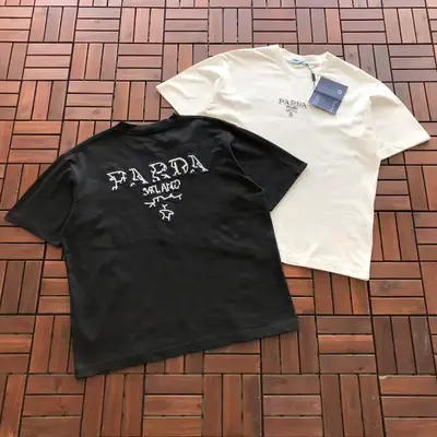 PRADA T-Shirt