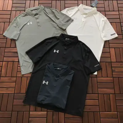UNDER ARMOUR T-Shirt