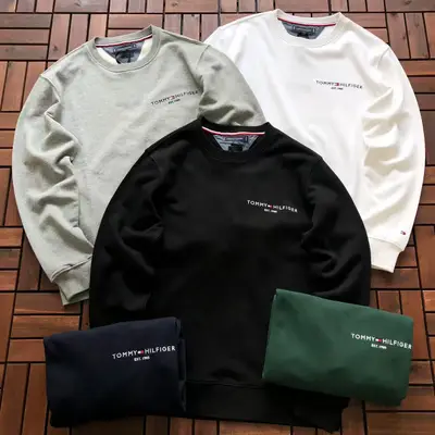 TOMMY HILFIGER Sweater