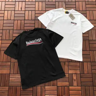 BALENCIAGA T-Shirt