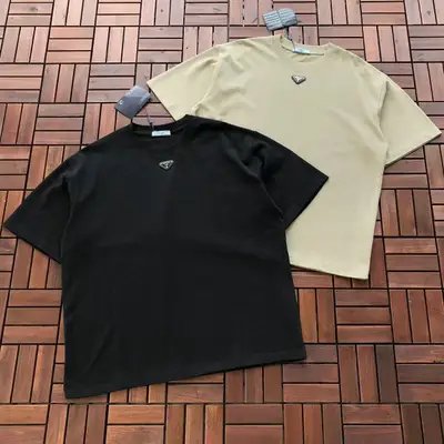 PRADA T-Shirt
