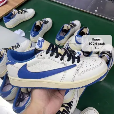 JORDAN 1 Low