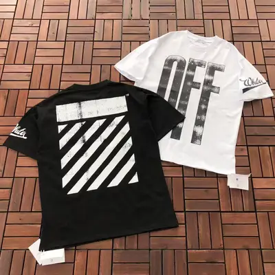 OFF-WHITE T-Shirt