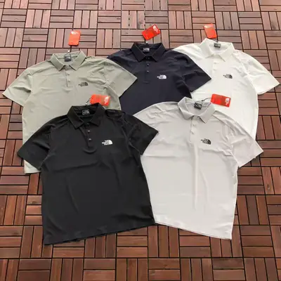 THE NORTH FACE T-Shirt