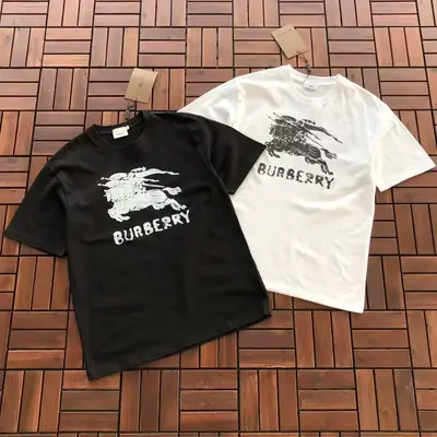 BURBERRY T-Shirt