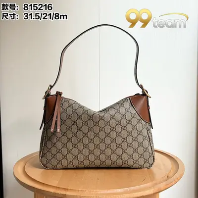 GUCCI | Item ID: 16281