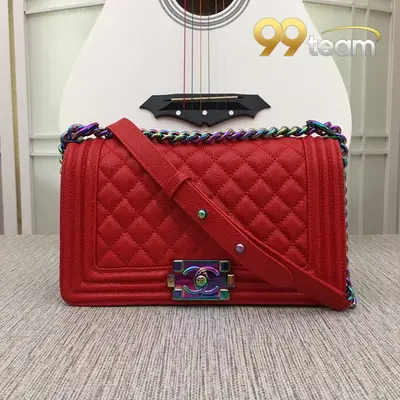CHANEL | Item ID: 01002