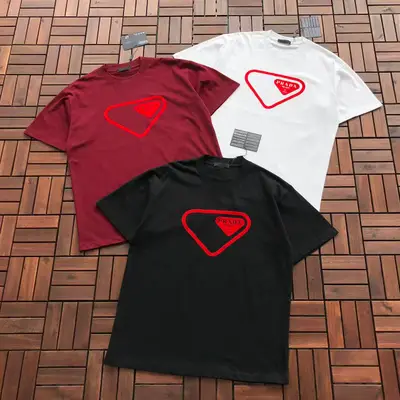 PRADA T-Shirt