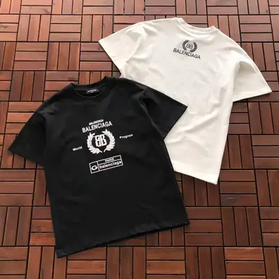 BALENCIAGA T-Shirt