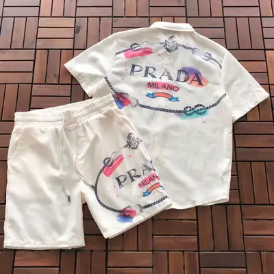 PRADA T-Shirt